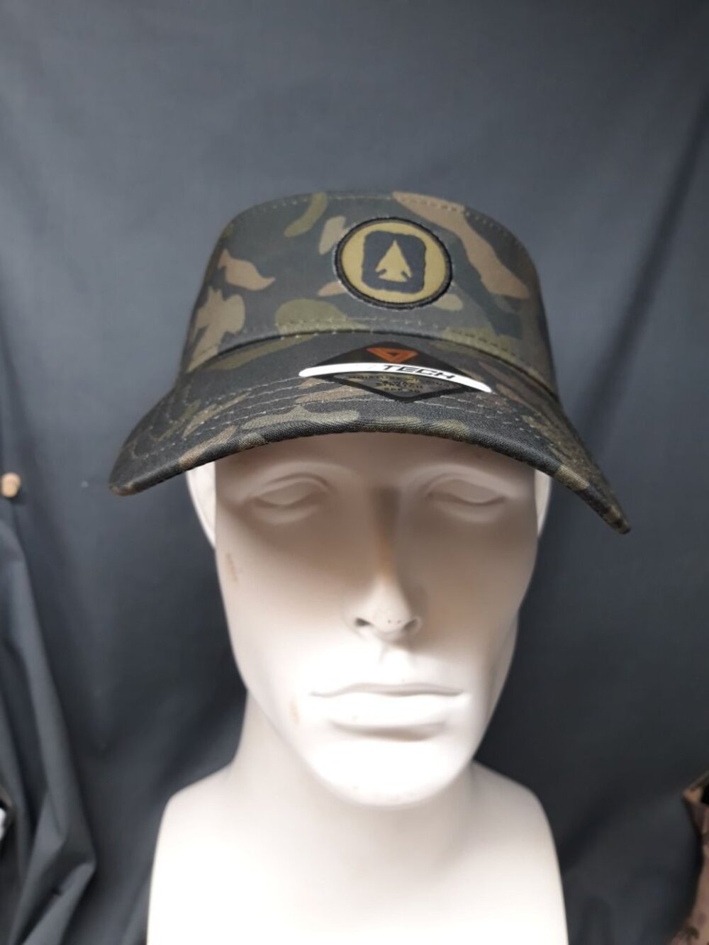 Pukka Visor One Size Fits Dark Green Camouflage NEW WITH TAGS!